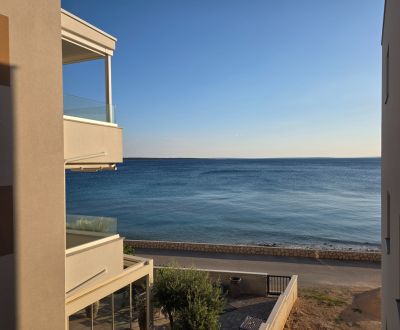 CROATIA - Apartments in the 1st row (2i) - MANDRE, island PAG
