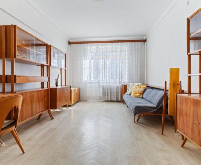 Two bedroom apartment with separate kitchen, Tabaková