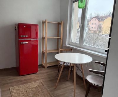 Rent Studio, Studio, Trieda Hradca Králové, Banská Bystrica, Slovakia