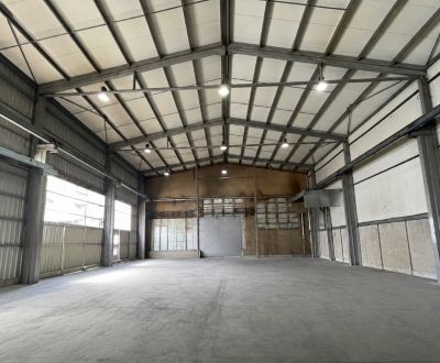 Spacious Industrial Hall for Rent in Žilina's Prime Location