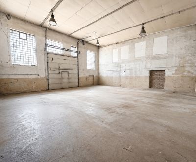 Spacious Industrial Hall for Rent in Žilina's Prime Location