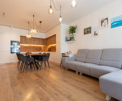 Beautiful 2-bedroom apartment with terrace, Dúbravka