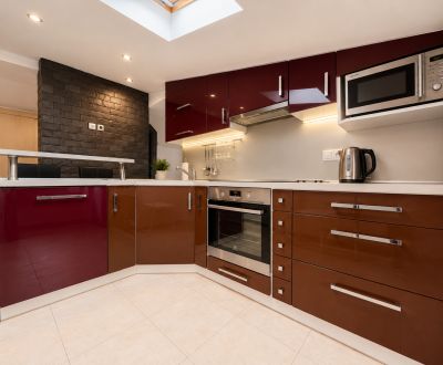 Rent Two bedroom apartment, Two bedroom apartment, Hviezdoslavova, Ban