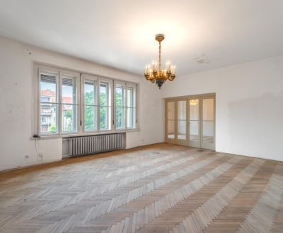 Charming 3-Room Apartment in Historic Bratislava Old Town