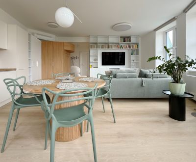 UNO Unique 1-Bedroom Apartment Near the Pedestrian Zone, Poštová