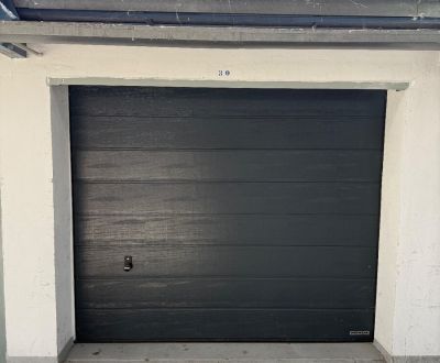 Sale Garage, Garage, Eisnerova, Bratislava - Devínska Nová Ves, Slovak