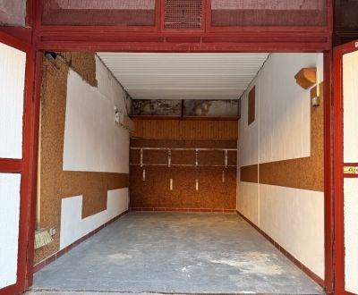 Sale Garage, Garage, Bebravská, Bratislava - Vrakuňa, Slovakia