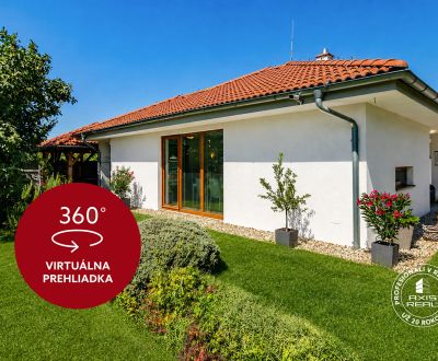NEW family house with a LARGE GARDEN and a ROOFED TERRACE