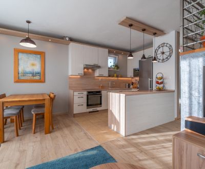 Sale Three bedroom apartment, Three bedroom apartment, Cementárenská, 