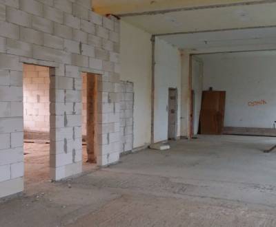 Sale Offices, Lučenecká cesta, Zvolen, Slovakia