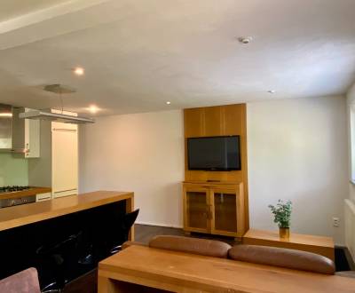 For rent 2-bedroom apartment with garden, in Nitra city center