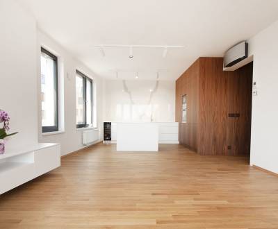 METROPOLITAN │Modern 2-bdrm apartment in Bratislava for rent