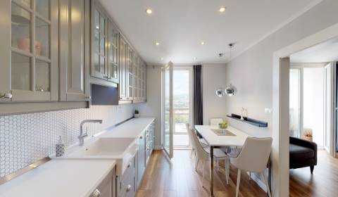 Three bedroom apartment, Lidické nám., Sale, Košice - Dargovských hrdi