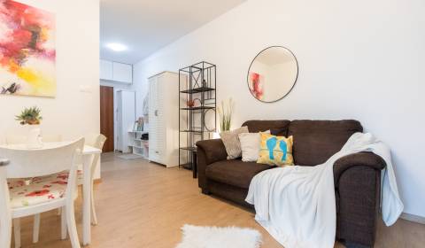 RESERVATION EXCLUSIVE Apartment for rent in Bratislava
