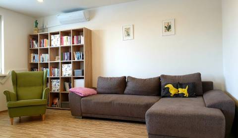 One bedroom apartment, Mozartova, Rent, Bratislava - Staré Mesto, Slov