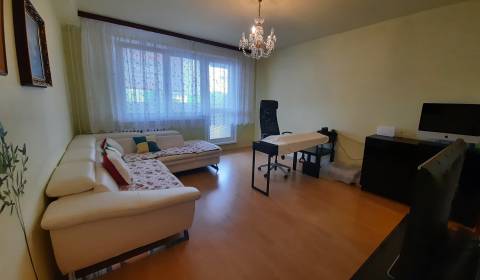 One bedroom apartment, Ľudovíta Fullu, Sale, Bratislava - Karlova Ves,