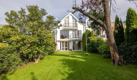 Family house, Trinásta, Rent, Bratislava - Nové Mesto, Slovakia