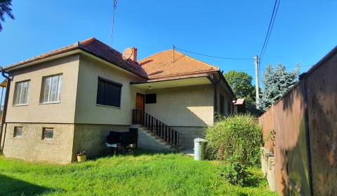 4-izbový RD na predaj, Zlaté Moravce, pozemok 899 m2