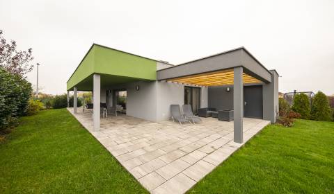 SOLD Cosy 3 room family house 105 m2, garden, 2xparking, Senec Gardens