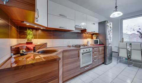 Two bedroom apartment, Šustekova, Sale, Bratislava - Petržalka, Slovak