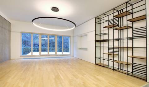 Two bedroom apartment, Neuvedená, Sale, Bratislava - Staré Mesto, Slov