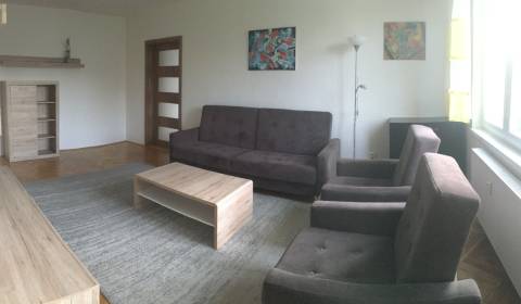 Pleasant 1 bdr apt, 54 m2, furnished, with balcony and loggia
