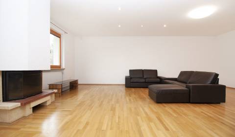Family house, Horná Vančurova, Rent, Bratislava - Nové Mesto, Slovakia