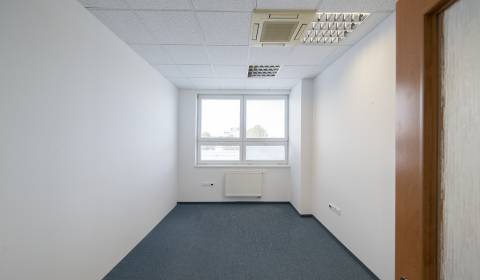 Separate office, toilets in the hallway, 13m2, 3rd floor, AB3 parking