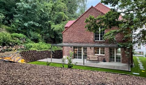 Rent Family house, Family house, Vtáčie údolie, Bratislava - Nové Mest