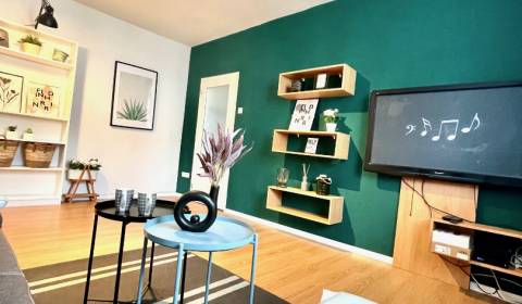 One bedroom apartment, Medveďovej, Sale, Bratislava - Petržalka, Slova