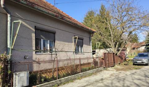 Family house, Zlatno, Sale, Zlaté Moravce, Slovakia