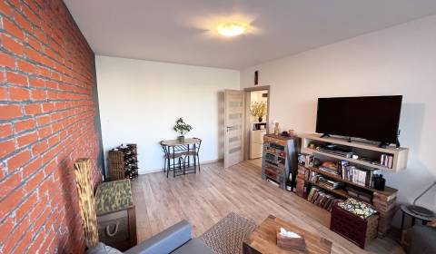 One bedroom apartment, Benadova, Sale, Košice - Dargovských hrdinov, S