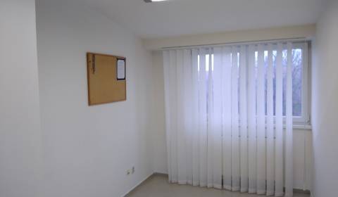 Commercial premises, Hospodárska, Rent, Trnava, Slovakia