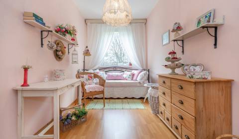 Sale Three bedroom apartment, Haanova, Bratislava - Petržalka, Slovaki