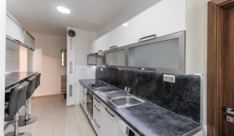 Rent Two bedroom apartment, Two bedroom apartment, Novomestská, Nové Z