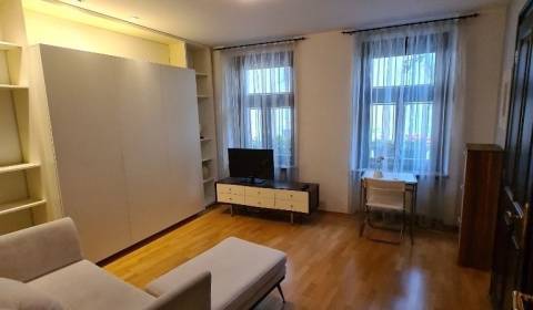 One bedroom apartment, Na vŕšku, Rent, Bratislava - Staré Mesto, Slova