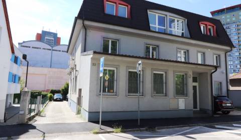 Commercial premises, Klincová, Rent, Bratislava - Ružinov, Slovakia