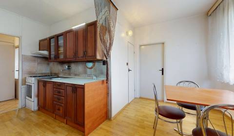 Sale Two bedroom apartment, Two bedroom apartment, Rákócziho, Komárno,
