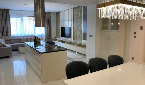 Three bedroom apartment, Námestie SNP, Rent, Bratislava - Staré Mesto,