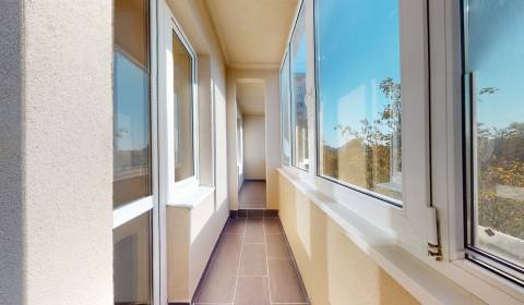 Three bedroom apartment, Martinčekova, Sale, Bratislava - Ružinov, Slo