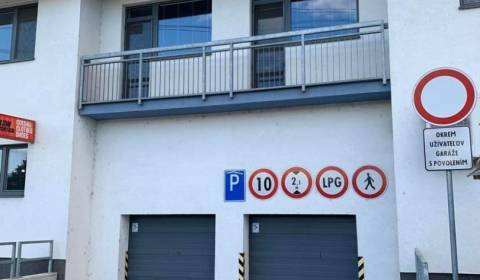 Garage, Ružinovská, Rent, Bratislava - Ružinov, Slovakia
