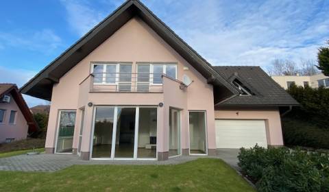 Rent Family house, Family house, Strmé Vŕšky, Bratislava - Záhorská By