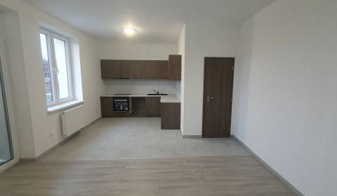 Rent One bedroom apartment, Nové Zámky, Slovakia