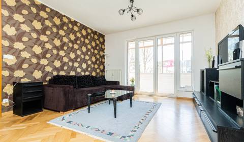  METROPOLITAN │Bright apartment with balcony for rent in Bratislava