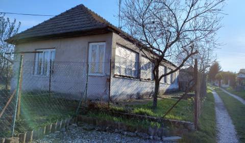 Family house, Čápor, Sale, Nitra, Slovakia