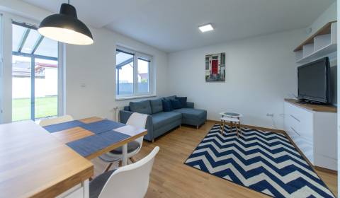 Amazing 1bdr apt 49m2, with terrace, garden and parking