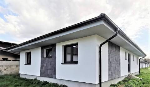 Nové ❗️ Rodinný dom na predaj, Veľké Chlievany - Bánovce nad Bebravou