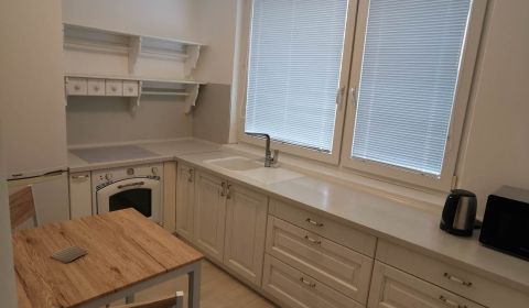 Rent One bedroom apartment, One bedroom apartment, Nové Zámky, Nové Zá