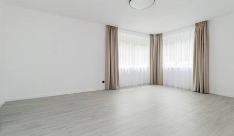  METROPOLITAN │Bright spacious apartment for rent in Bratislava