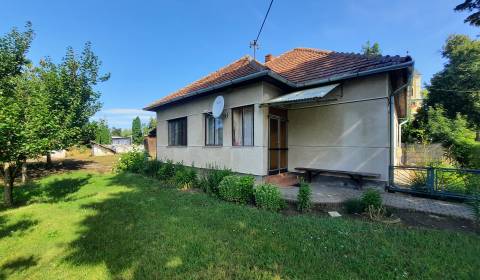 Sale Family house, Family house, Michal nad Žitavou, Nové Zámky, Slova